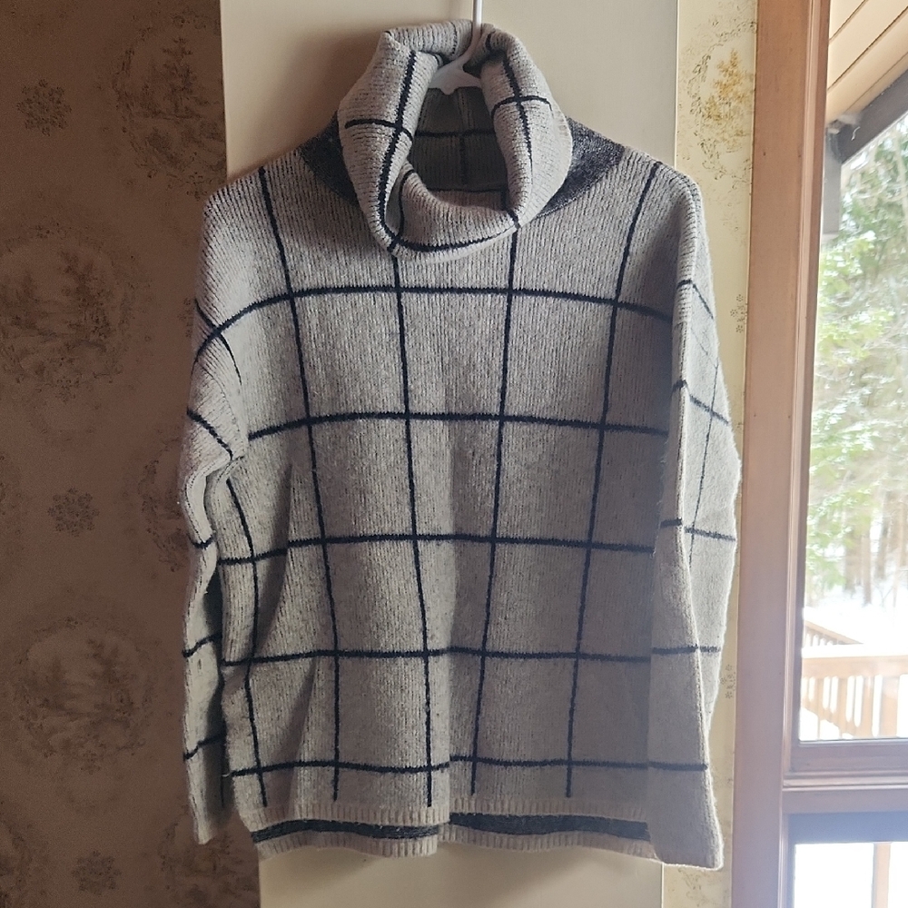 Madewell Cream and Black Windowpane Turtleneck Sweater. Small